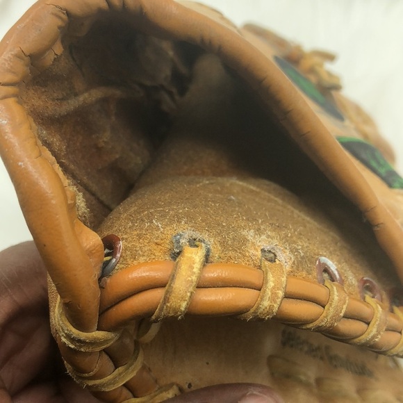 VTG TED WILLIAMS AUTOGRAPHED PRO STYLE POCKET 16156 GLOVE SEARS & ROEBUCK RHT - Picture 7 of 9